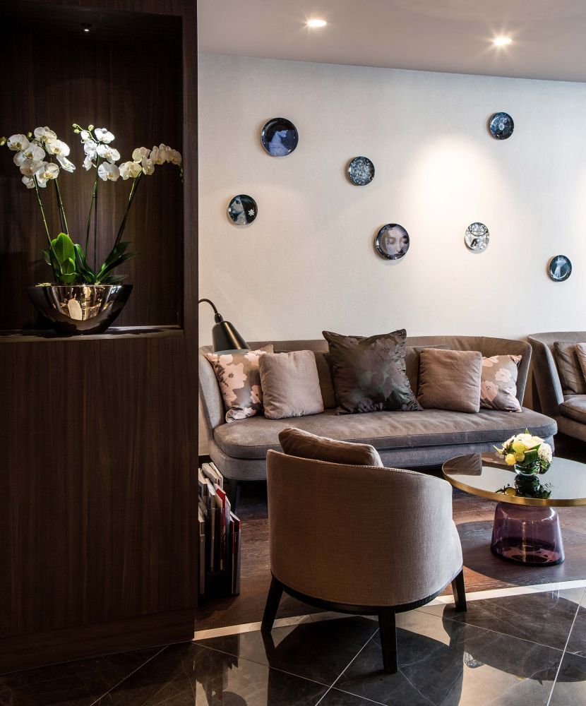 Le Parisis Hotel - Lounge