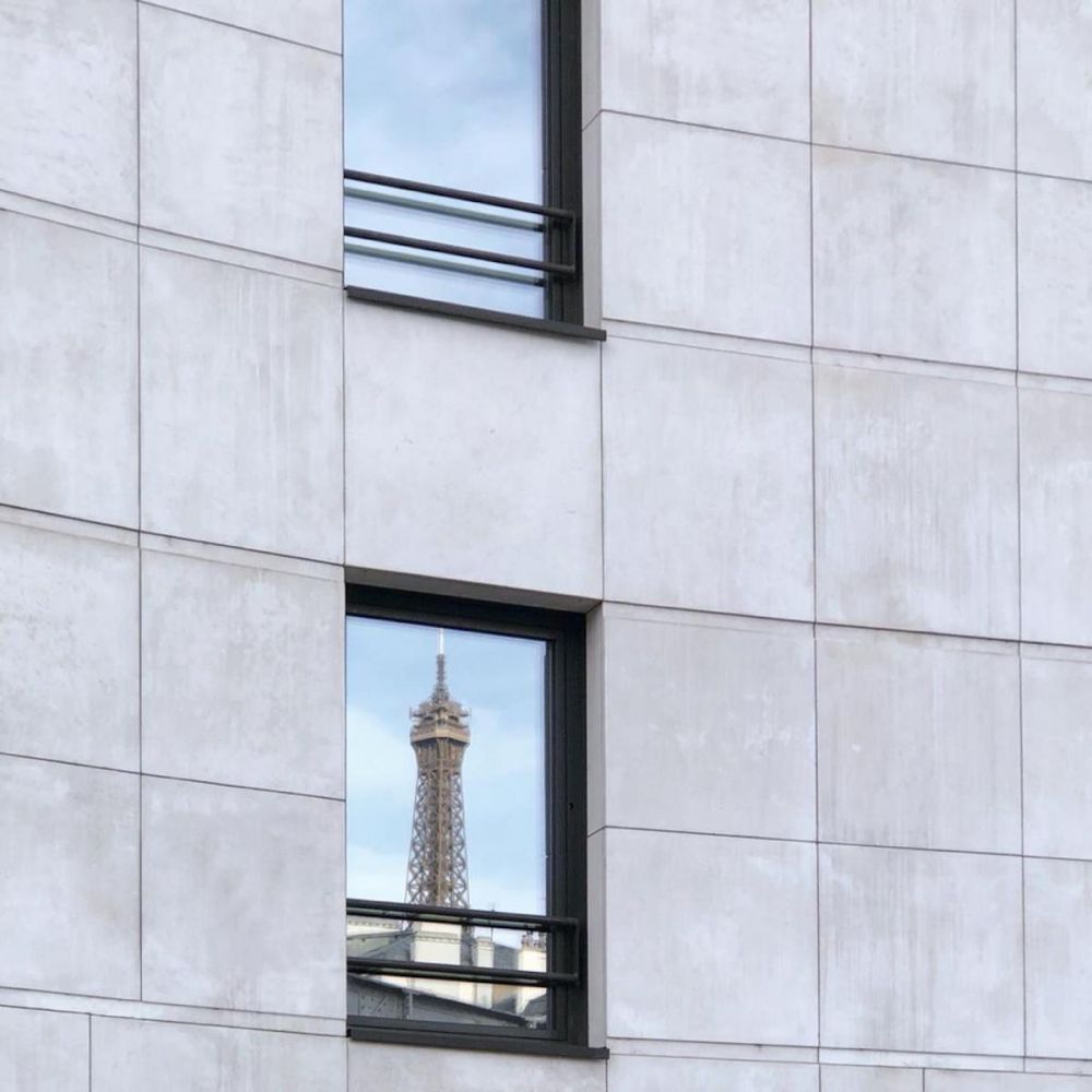 Le Parisis Hotel - Exterior